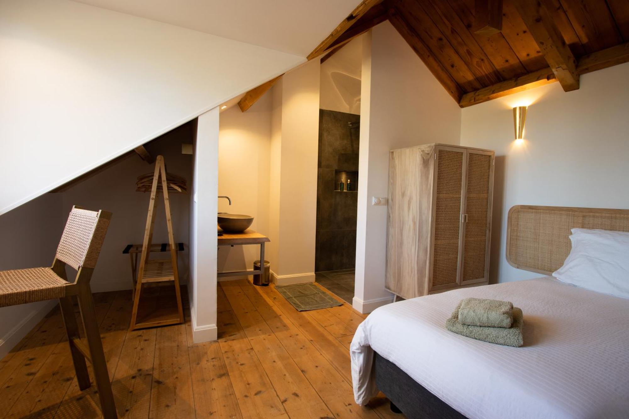 Deluxe Single Room