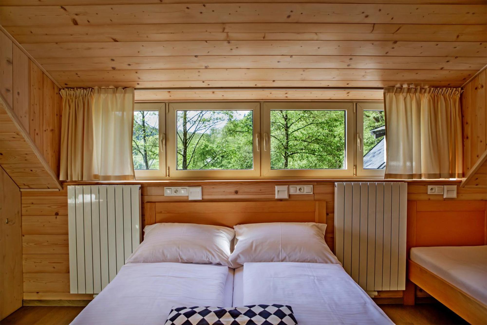 Kamer met 2 Kingsize Bedden