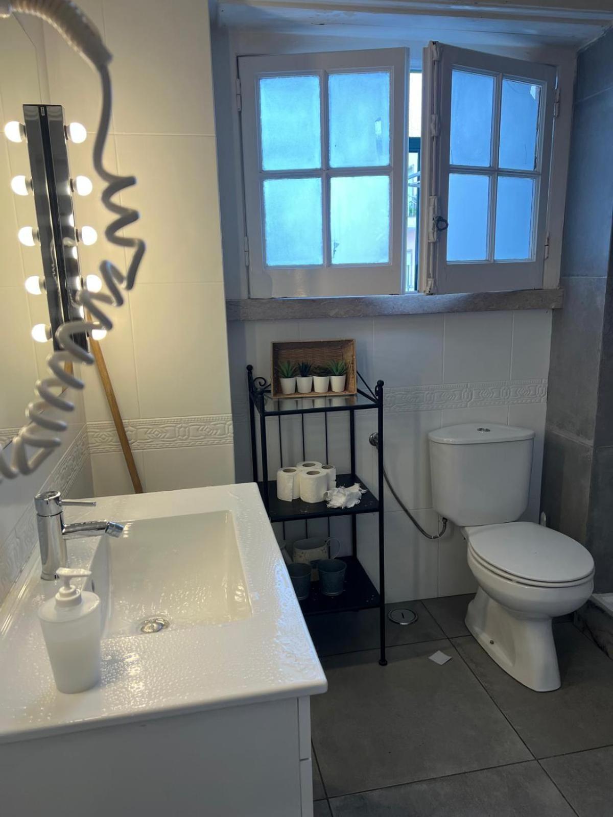 Standard Double Room with Shared Bathroom