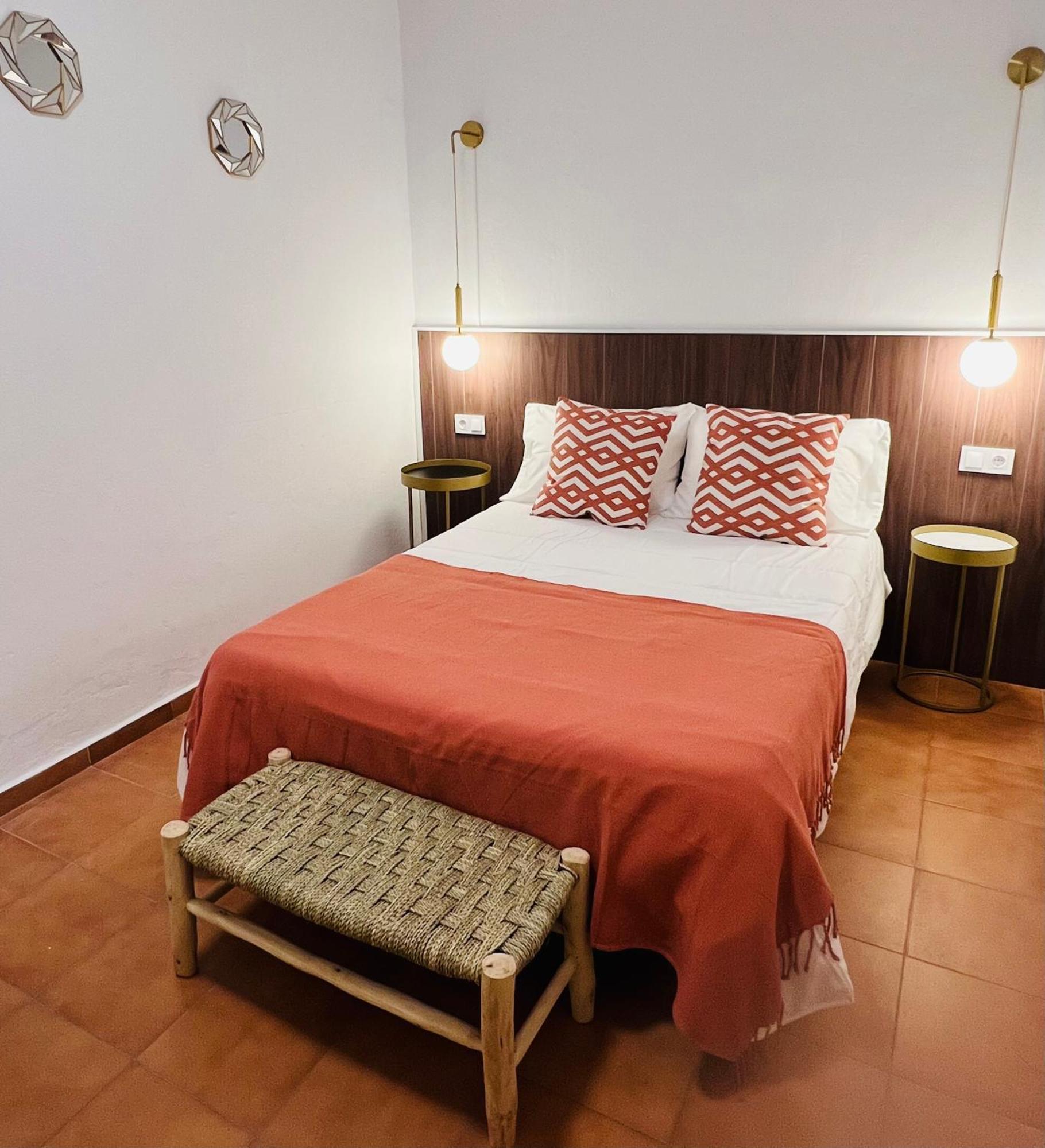 Double Room,1746983350:JPEG