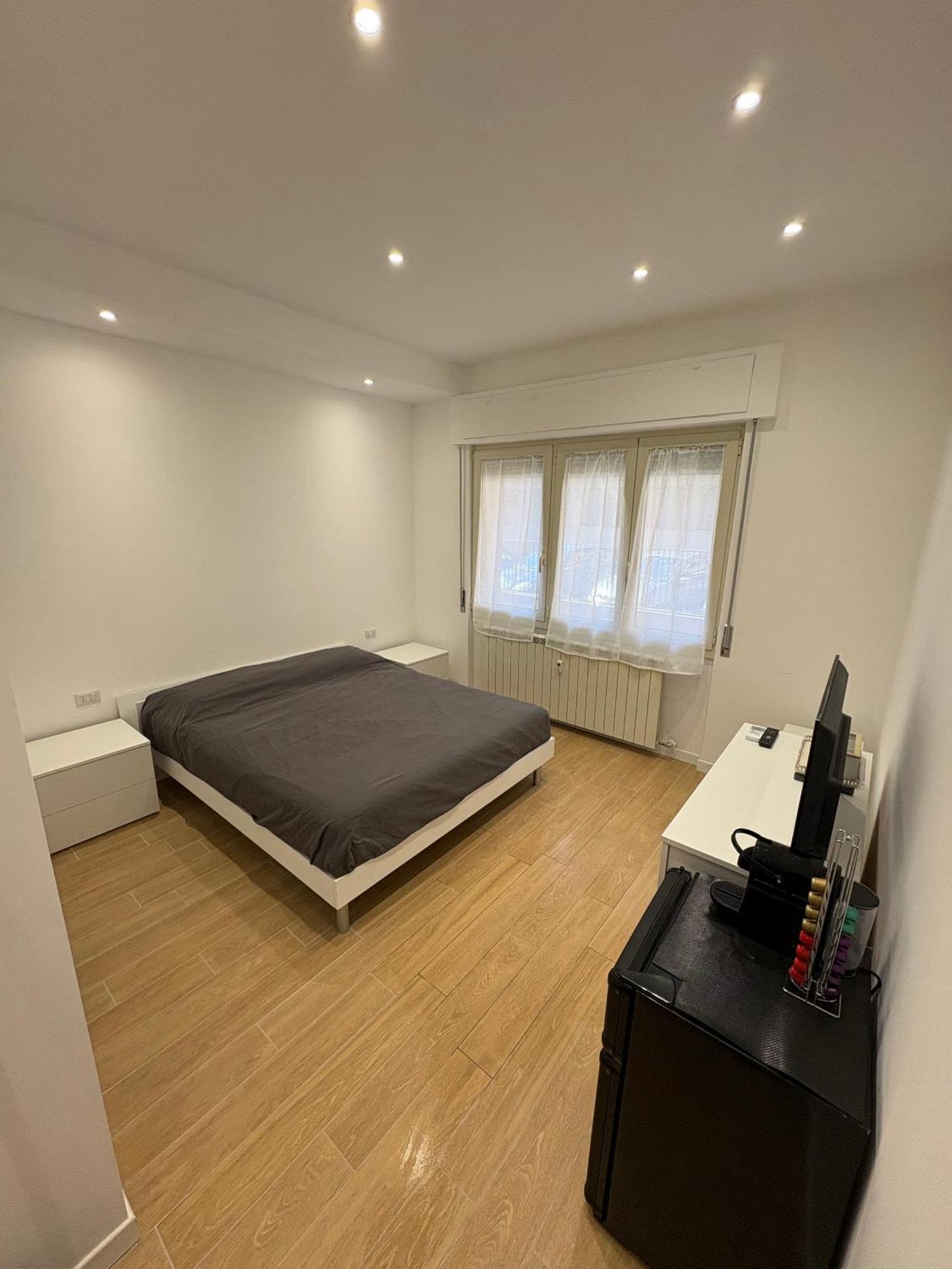 Double Room Private Bathroom