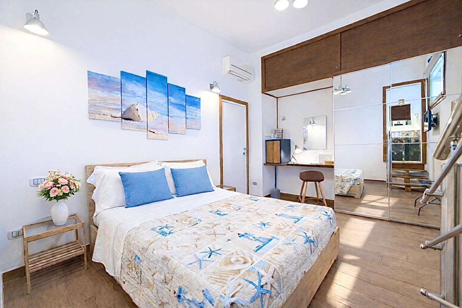 Queen Room