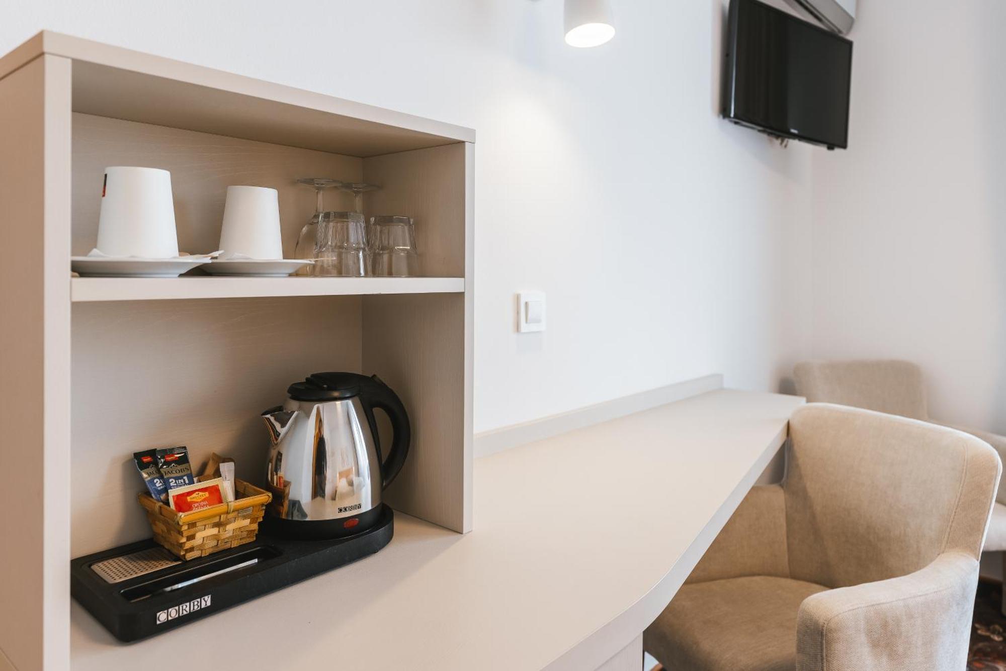 Dreibettzimmer mit Balkon