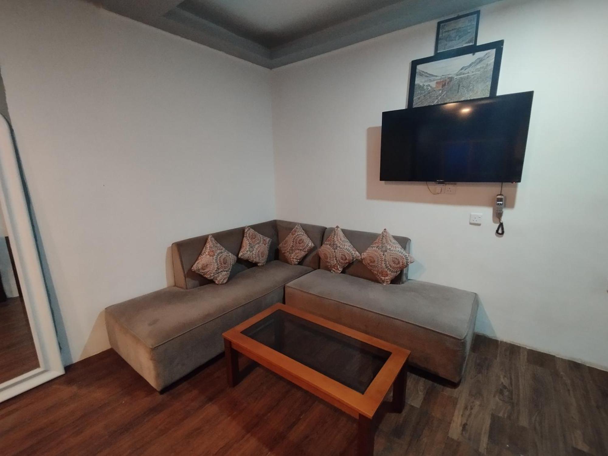 Executive Suite