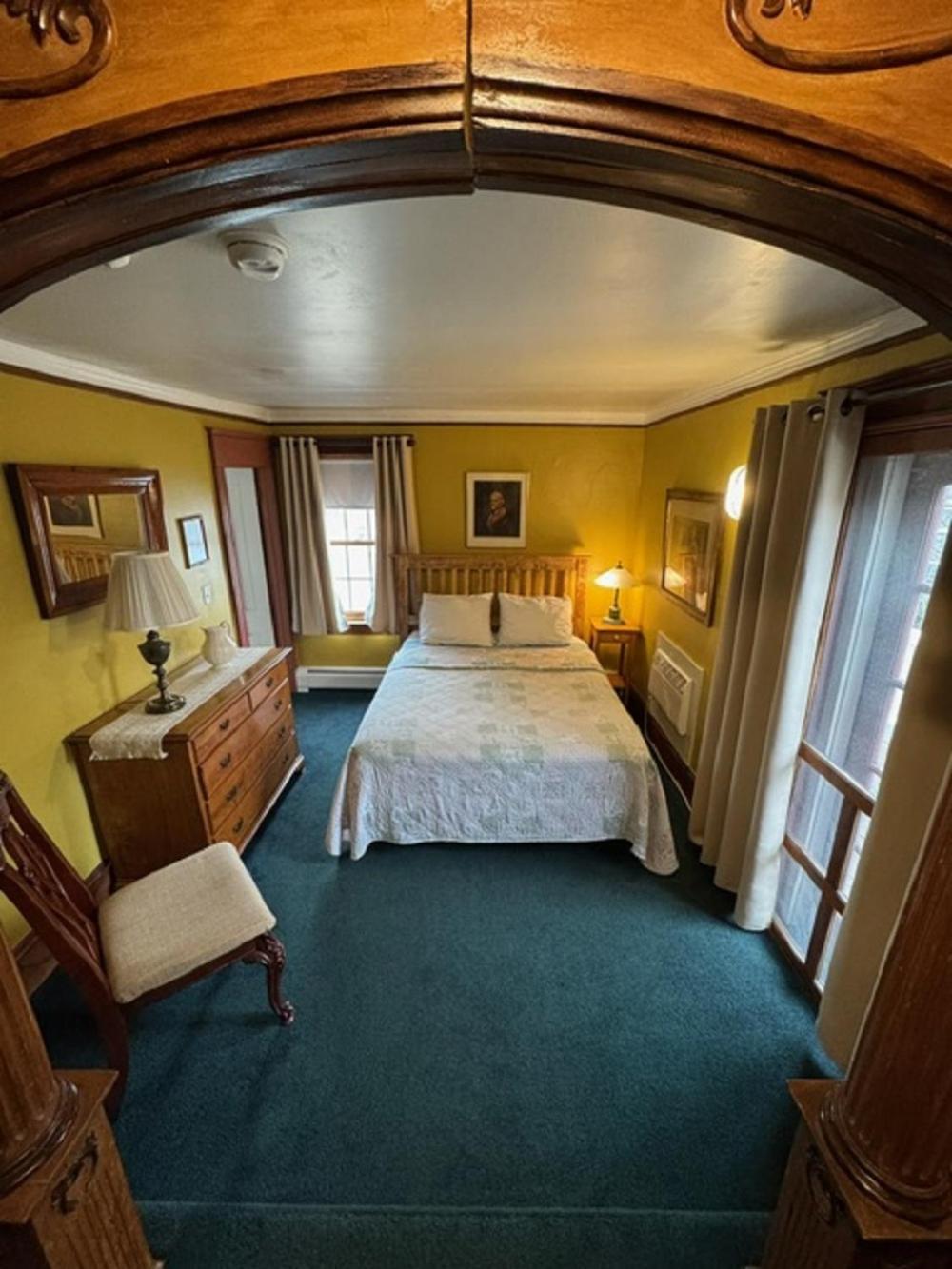 Queen Room