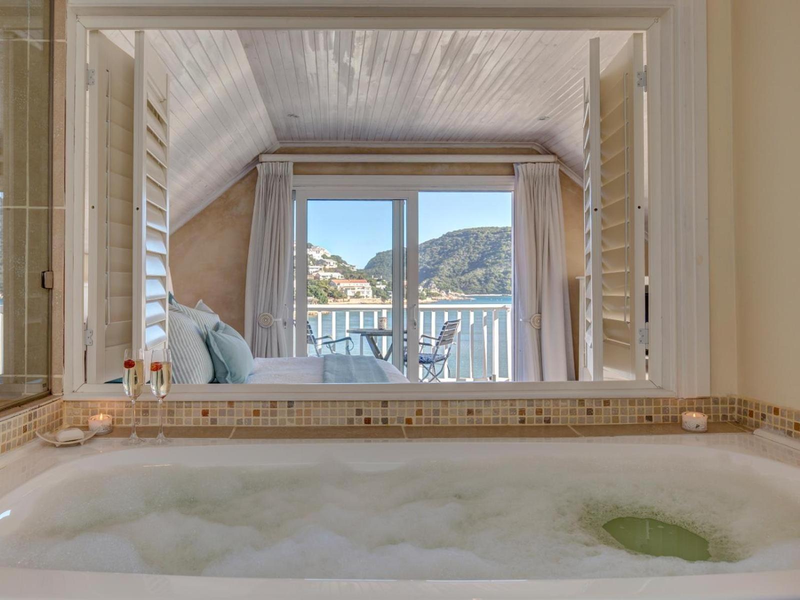 Dolphin Suite