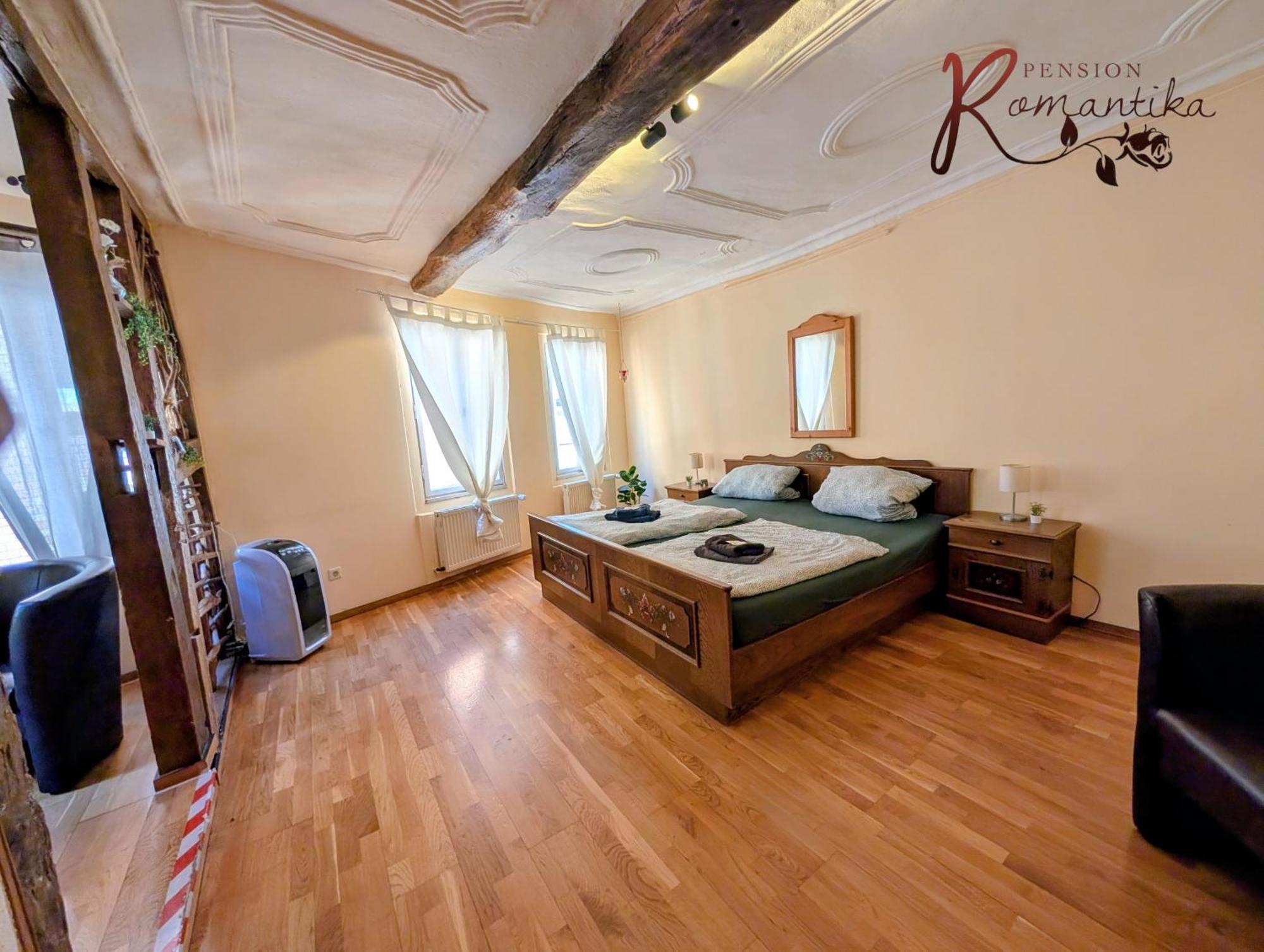 Doppelzimmer mit Zustellbett