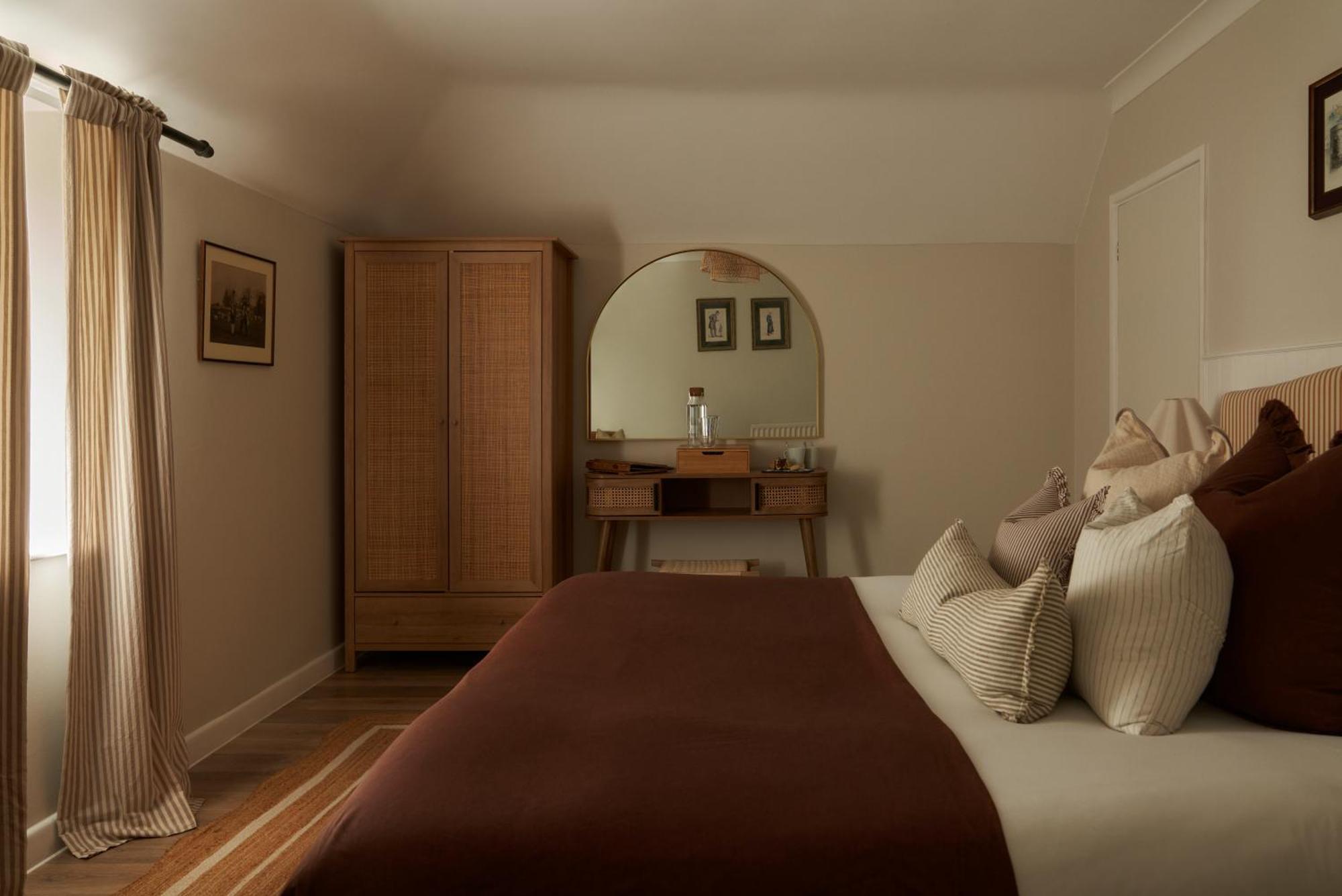 Superior Zimmer mit Kingsize-Bett