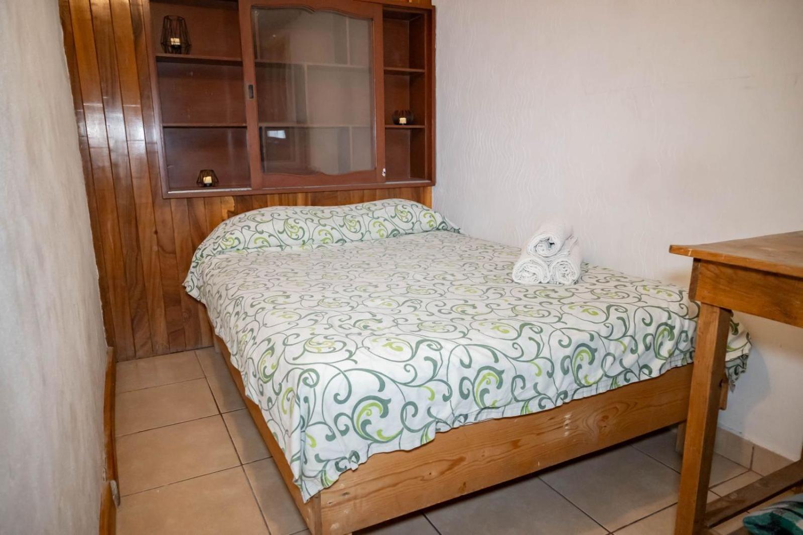 Habitación Individual con baño privado