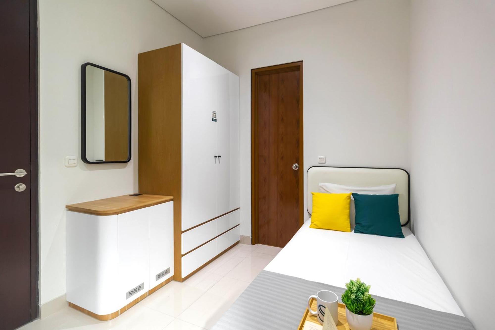 Single Room with Private Bathroom