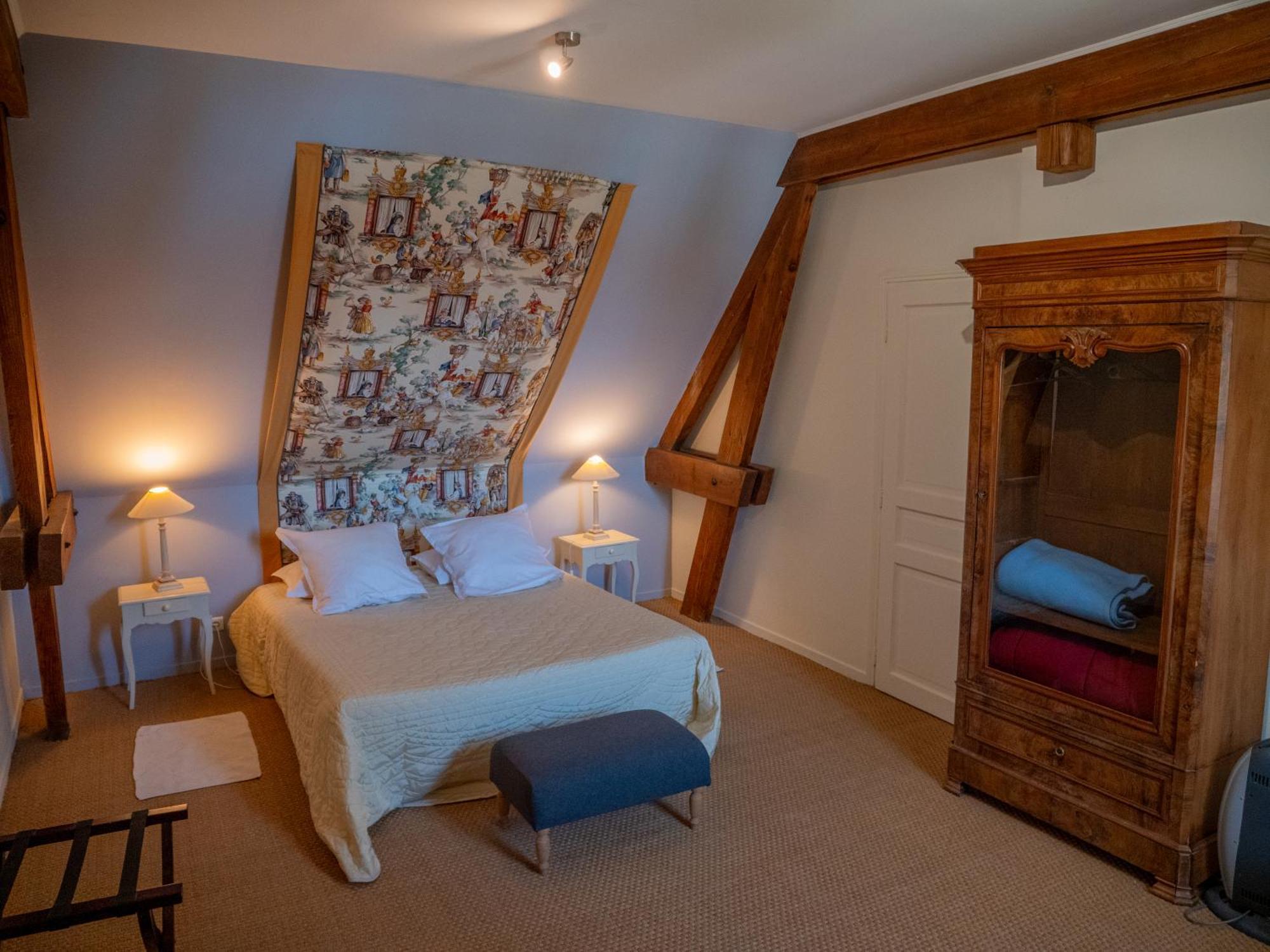 Double Room,1770507596:JPEG