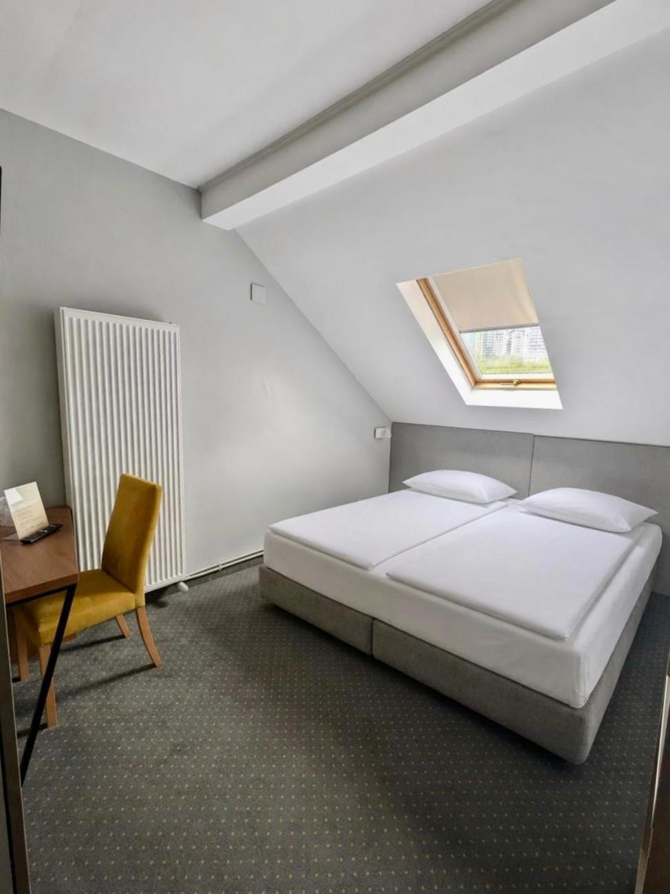 Small Double or Twin Room