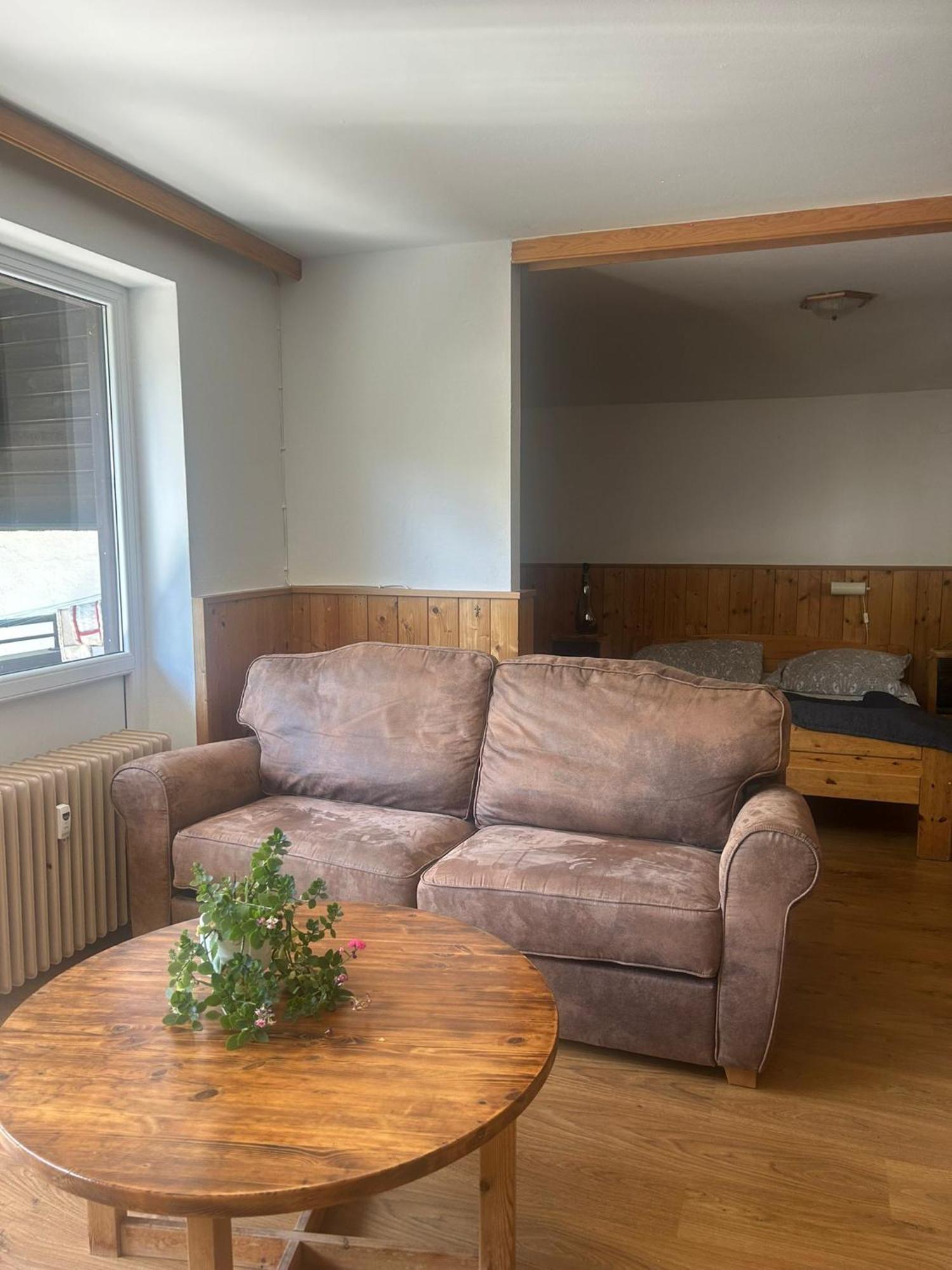 Apartment mit 1 Schlafzimmer und Balkon