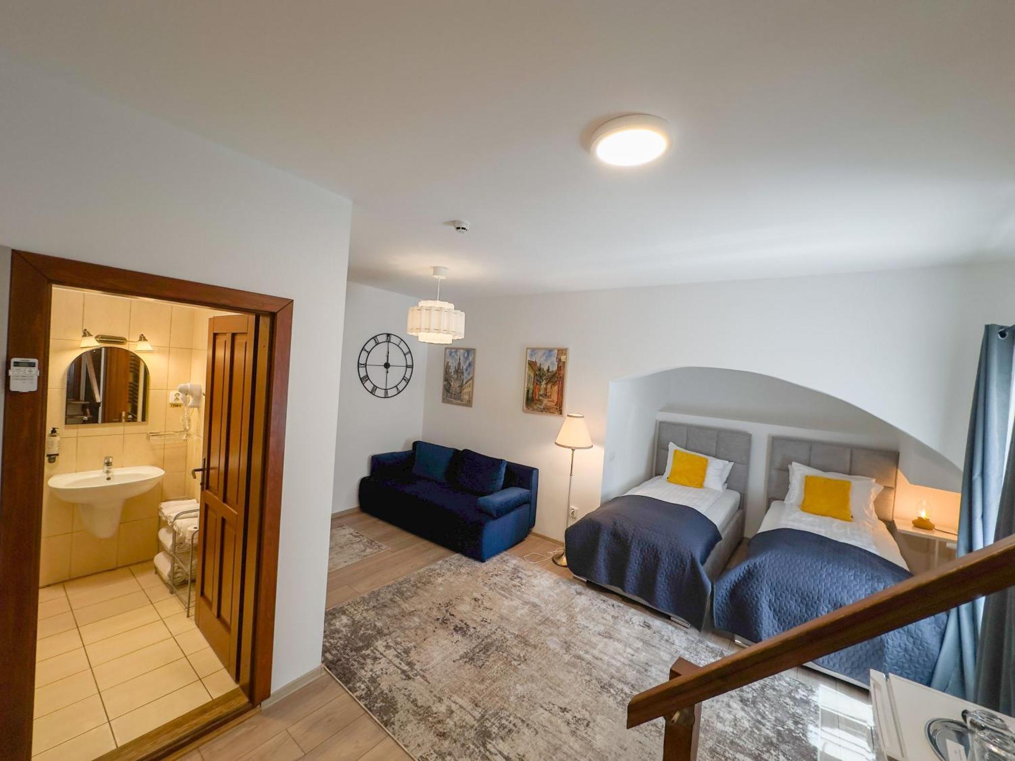 One-Bedroom Suite (4 Adults)