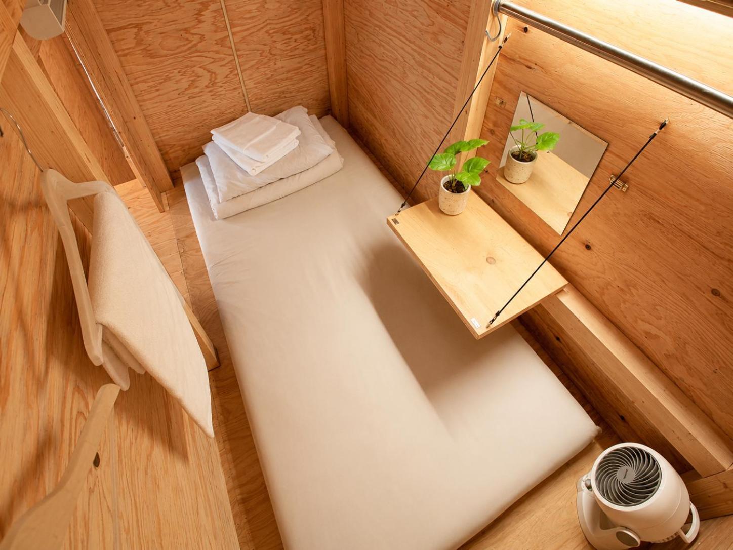 Bunk Bed in Mixed Dormitory Room