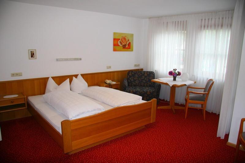 Doppelzimmer mit Balkon