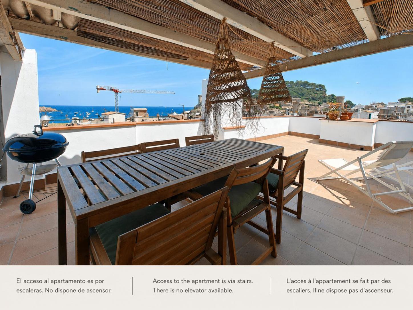 Appartement met 2 Slaapkamers en Terras - Uitzicht op Zee