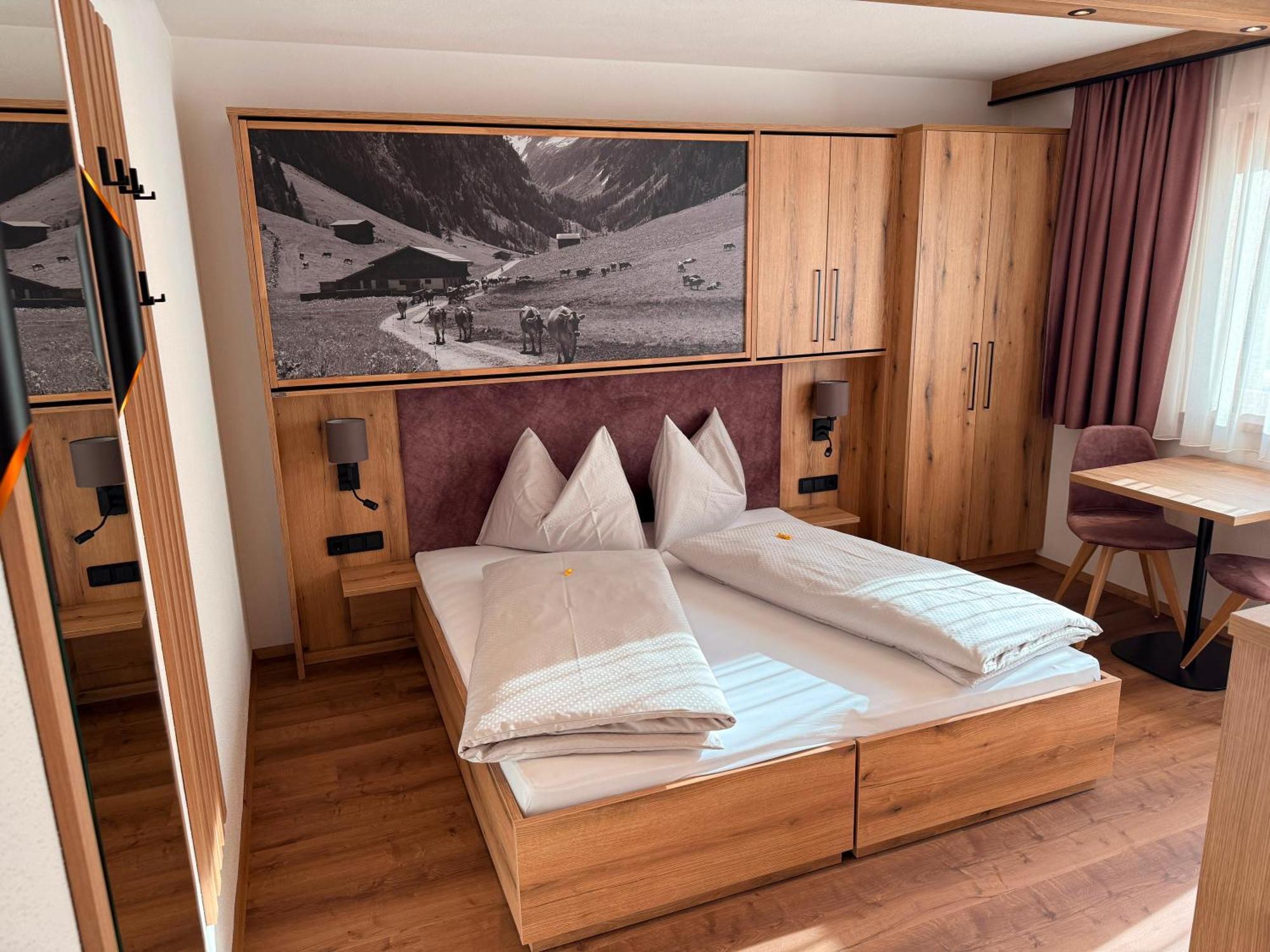 Deluxe Tweepersoonskamer met Balkon