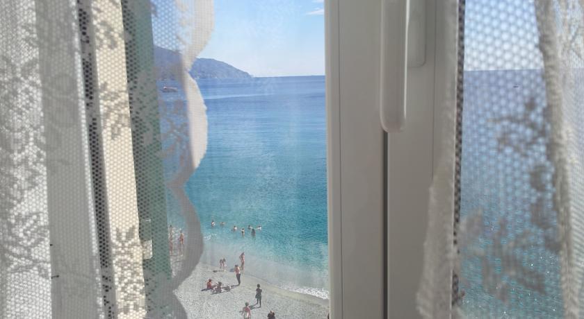 Deluxe Double Room with Sea View