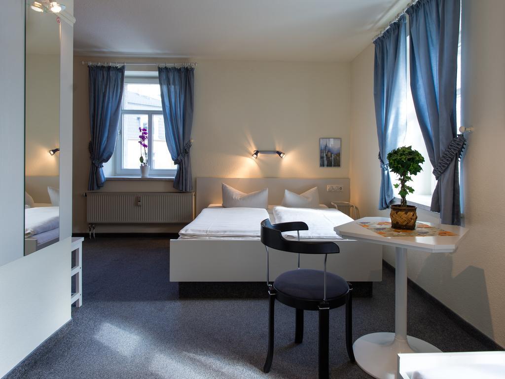 Dreibettzimmer