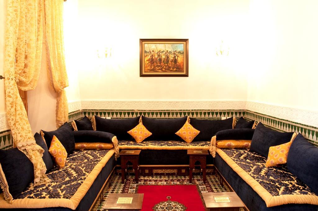 Suite Familiar Salón Ámbar