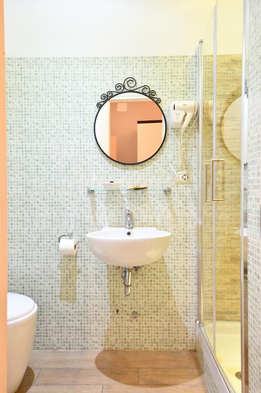 Double or Twin Room,630579975:JPEG