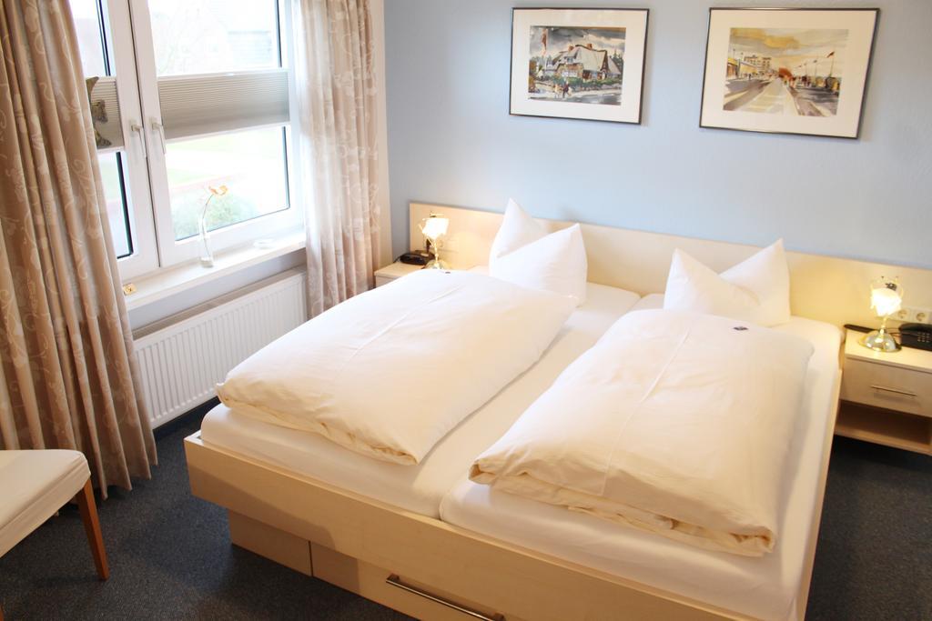 Economy Double Room,215521223:JPEG