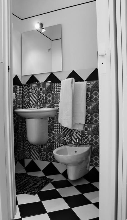 Double Room with Private Bathroom,218500484:JPEG