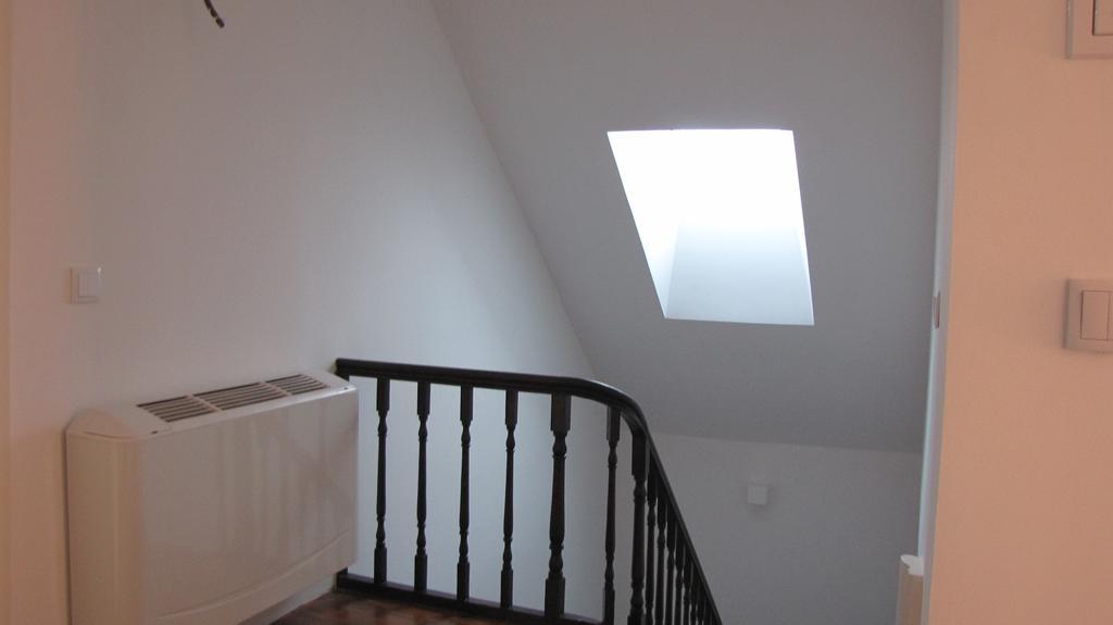 Apartamento de 1 dormitorio (piso superior)
