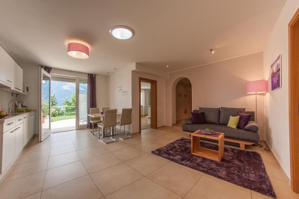 Two-Bedroom Apartment,225005642:JPEG