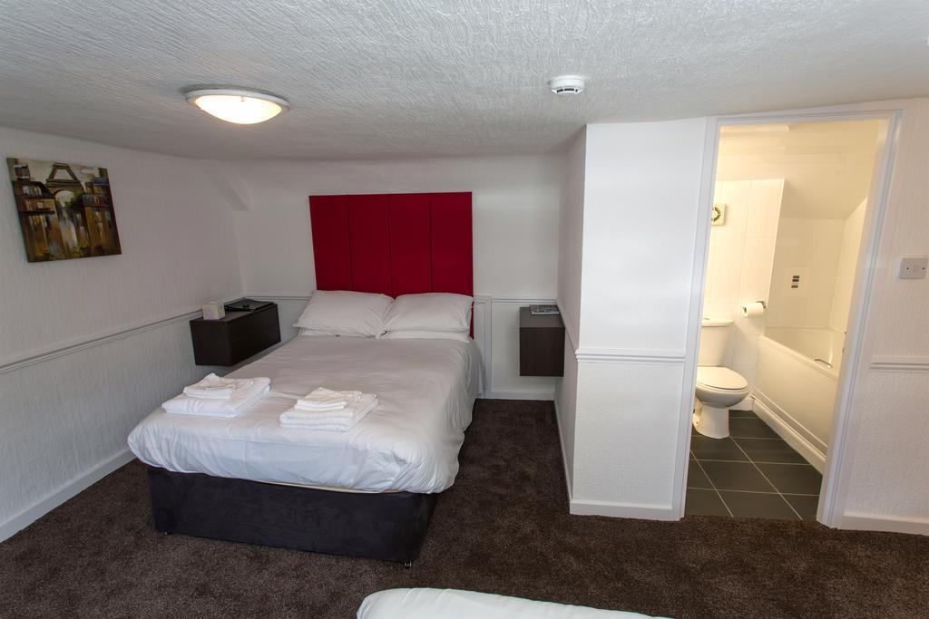 Standard Twin Room,686826882:JPEG