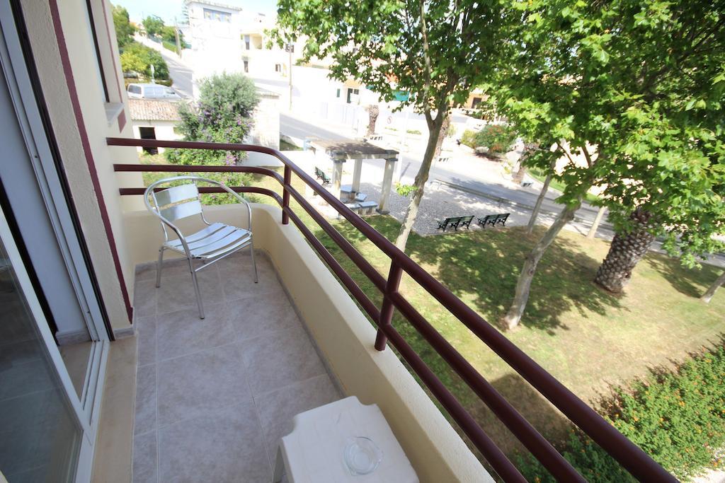 Suite Balcony,669218943:JPEG