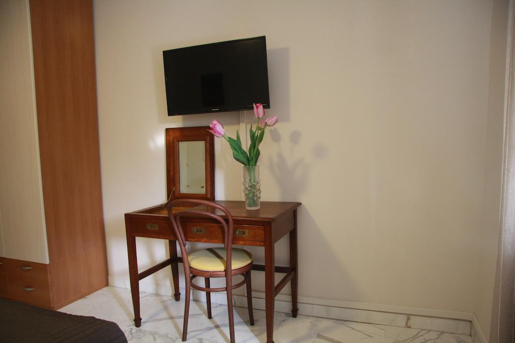 Deluxe Kamer met Eigen Externe Badkamer