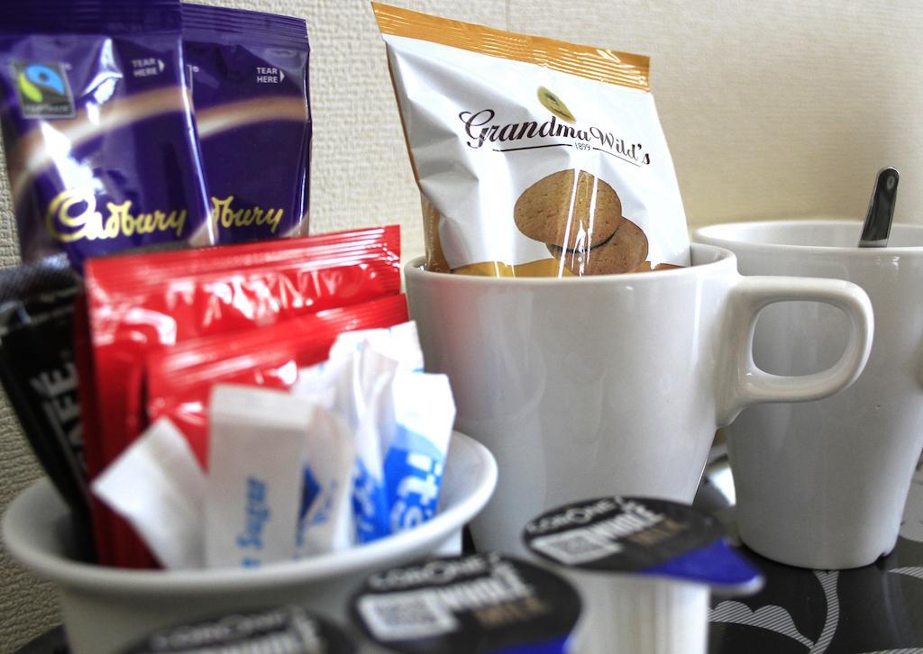 Rm 6 Twin Room - Second Floor,633147807:JPEG