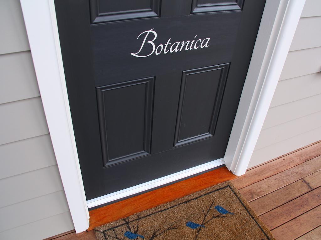 Deluxe One-Bedroom Cottage - Botanica,237069885:JPEG