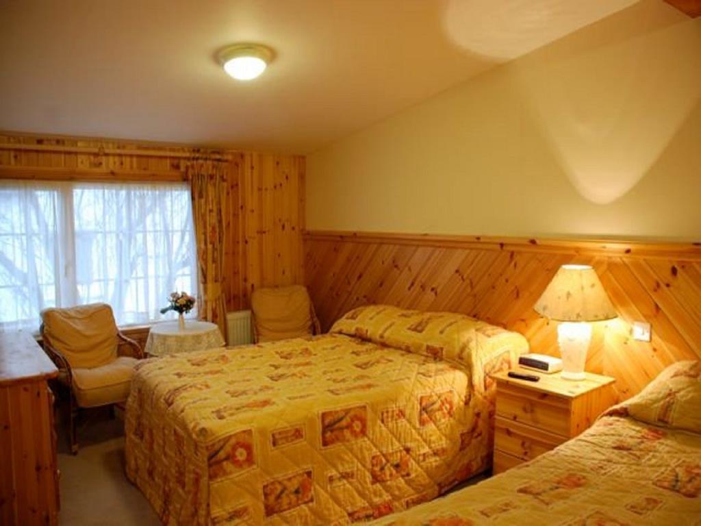 Twin Room,247658645:JPEG