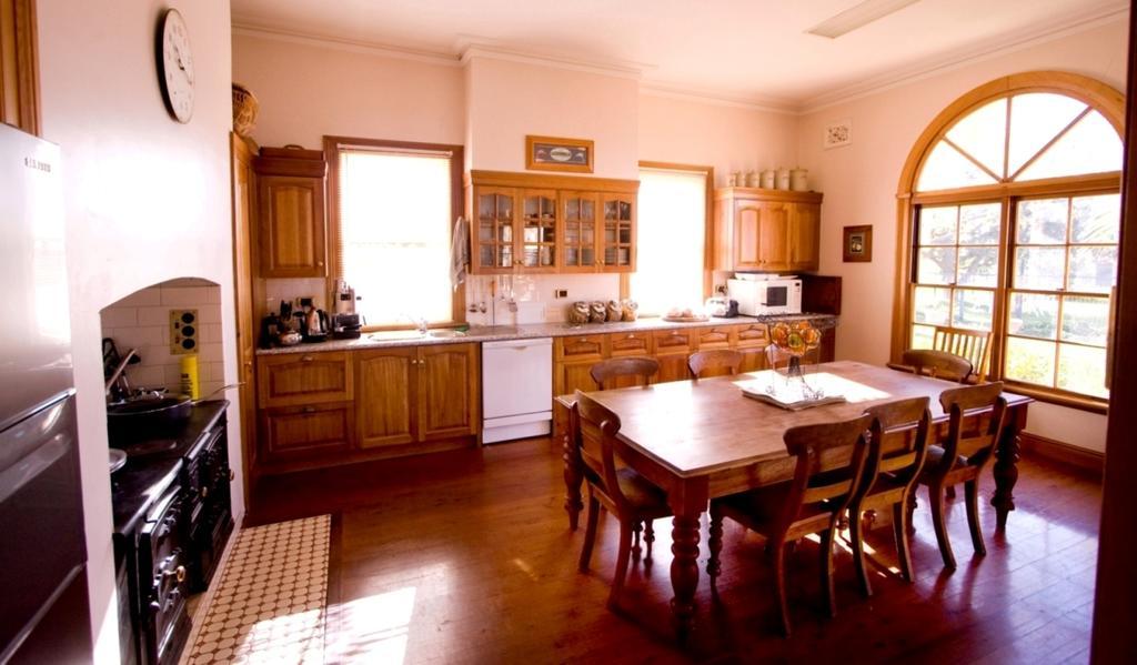 Fearon Queen Room with Private Bathroom