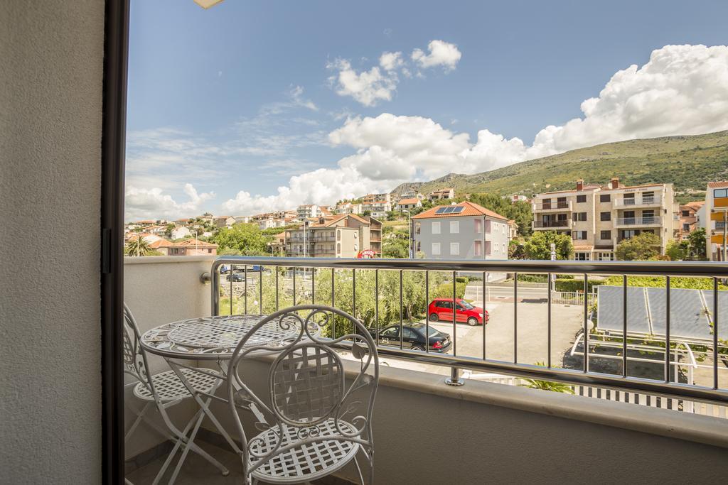 Apartment mit 1 Schlafzimmer mit Balkon und Gartenblick