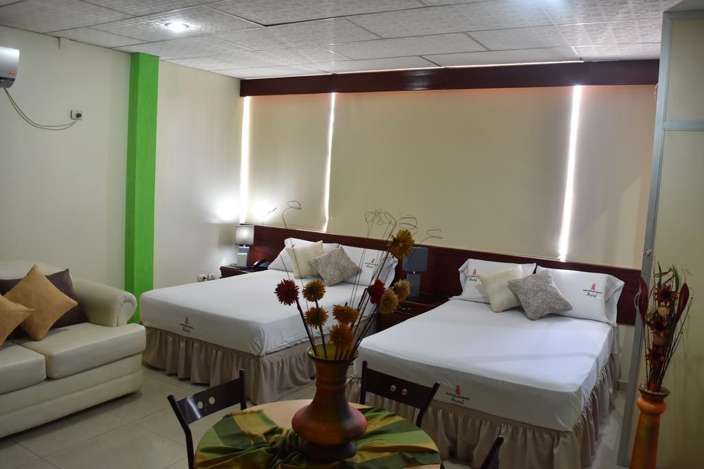 Standard Double Suite,973175938:JPEG