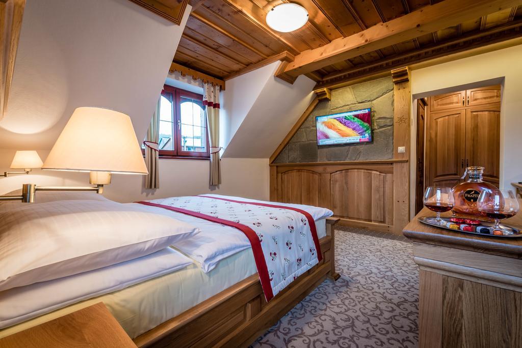 Double Room with Free Wellness Access