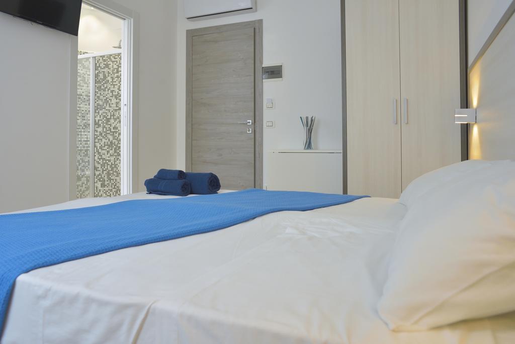 Double Room with Kitchenette,382600666:JPEG
