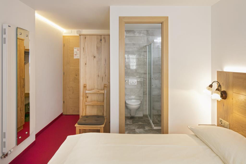 Budget Twin Room