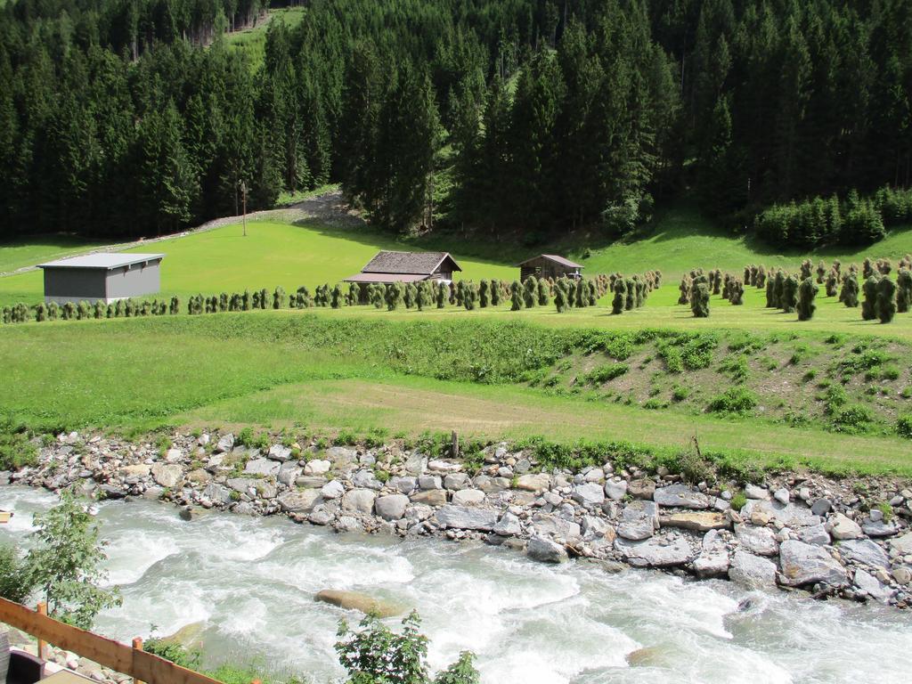 Double Room,652810764:JPEG