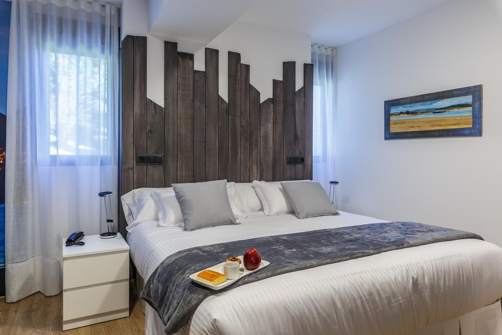 Deluxe Double or Twin Room with Spa Bath