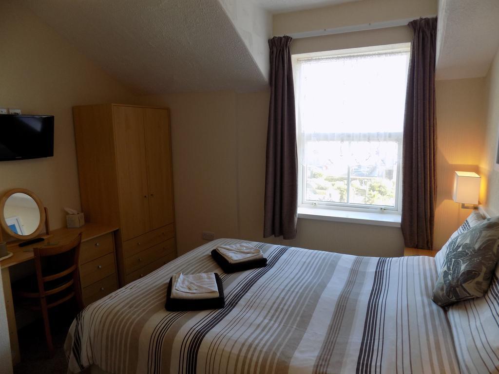 Double Room,379758538:JPEG