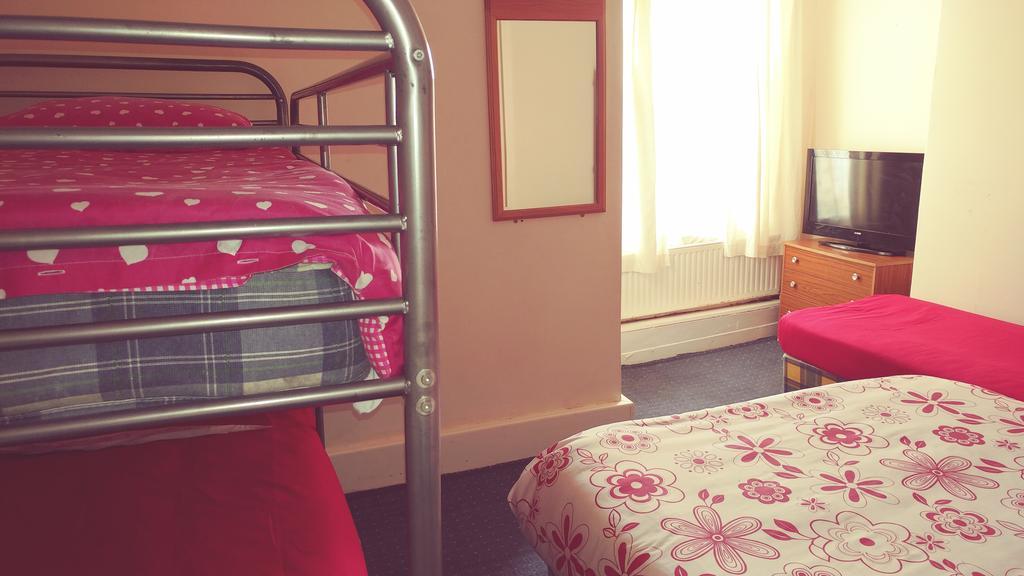 Classic Quadruple Room