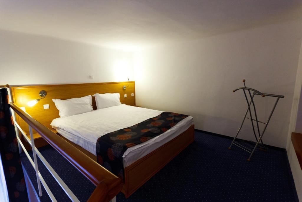 Studio mit Queensize-Bett