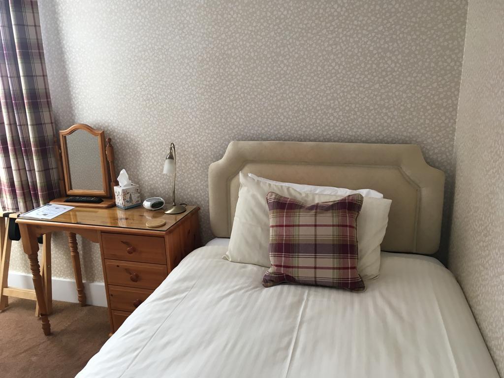 Large Single Room