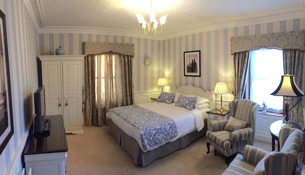 Deluxe Double Room with Shower