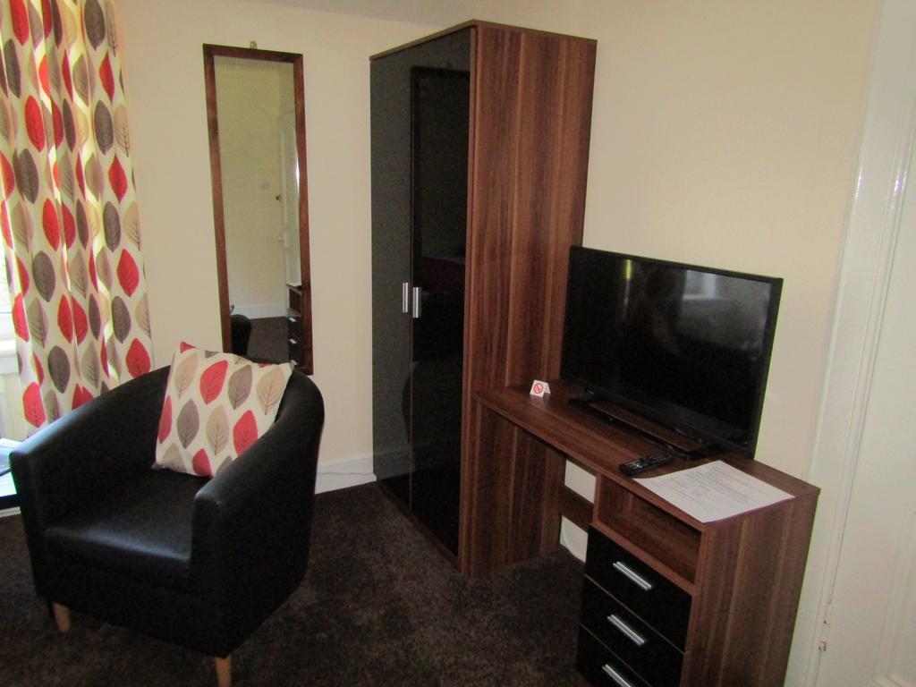 Deluxe King Room